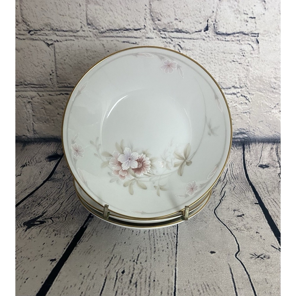 Vintage Legendary By Noritake Shrewsbury 3490 Set Of 3 Berry Bowls 5.5" Floral
